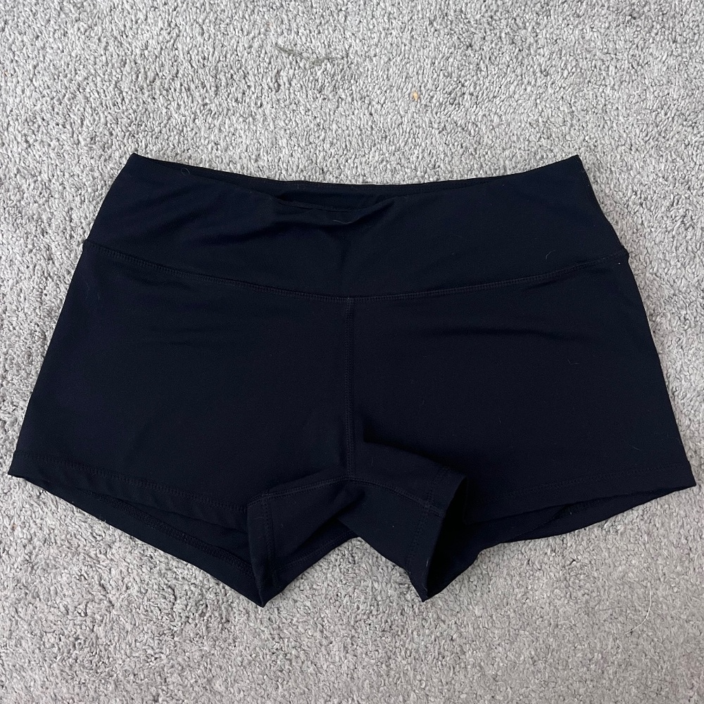 Born Primitive black shorts small